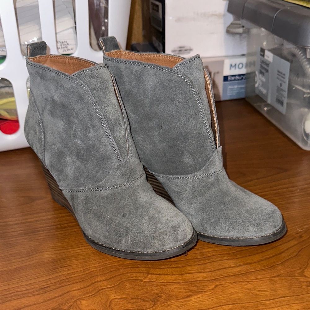 Lucky Brand Charcoal Suede Ankle Booties